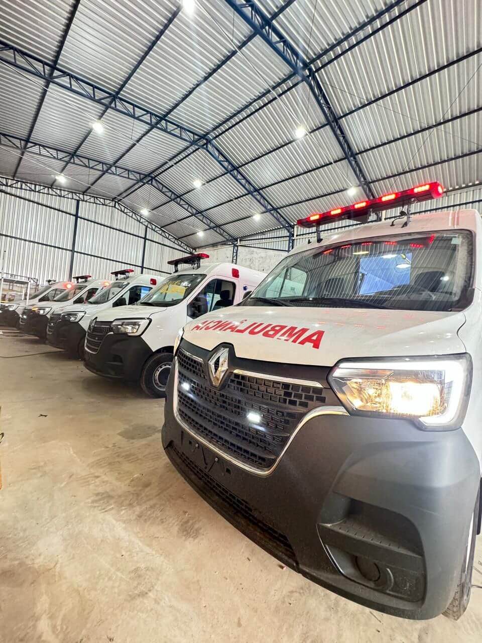 Renault Master L2H2 e L3H2 Ambulância 0km – UTI Nova e Simples Remoção Pronta Entrega em Vila Vera - SP